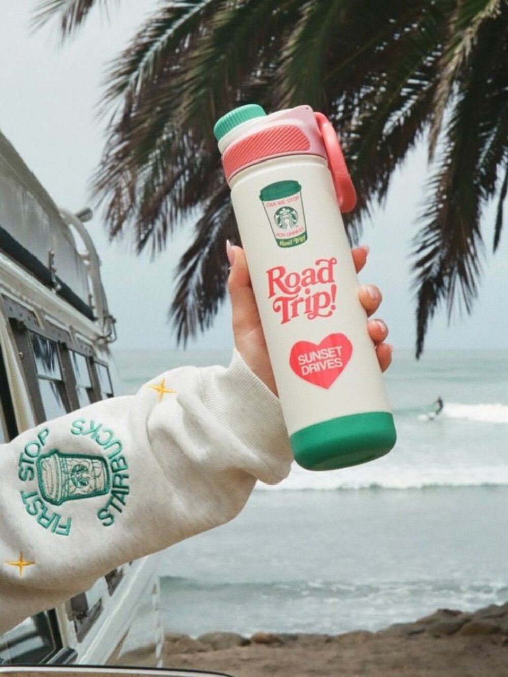 DANDY + Starbucks Collab Water Bottle 26oz